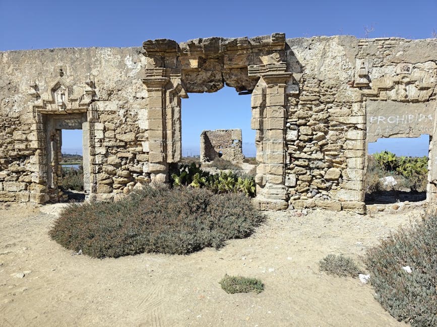 Castillo de San Jorge archaeological remains (by the market)