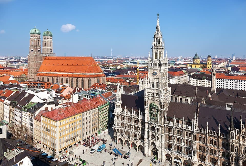 Munich Old Town: Squares, Churches, Residenz & Nazi Era