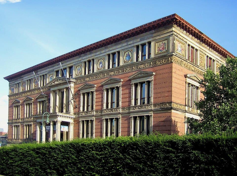 Niederkirchnerstraße et Martin-Gropius-Bau