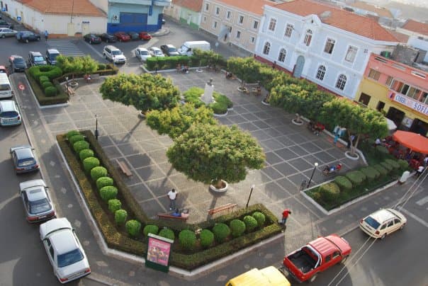 Praça Luís de Camões